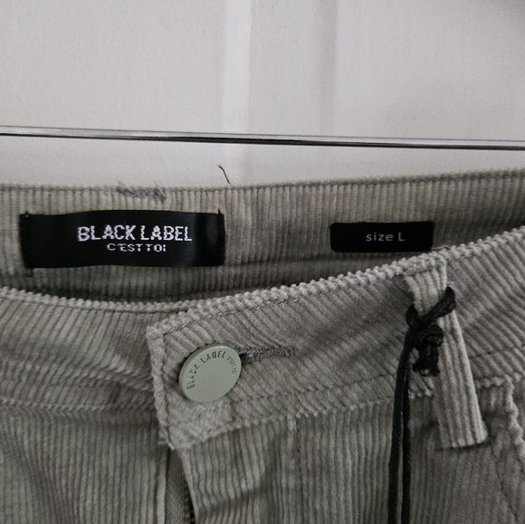 NWT Black label sage green corduroy skirt - Picture 2 of 3